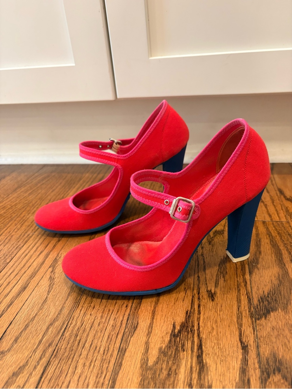 ❤️Marc Jacobs Red Mary Jane Canvas Heels💙 - Picture 8 of 10